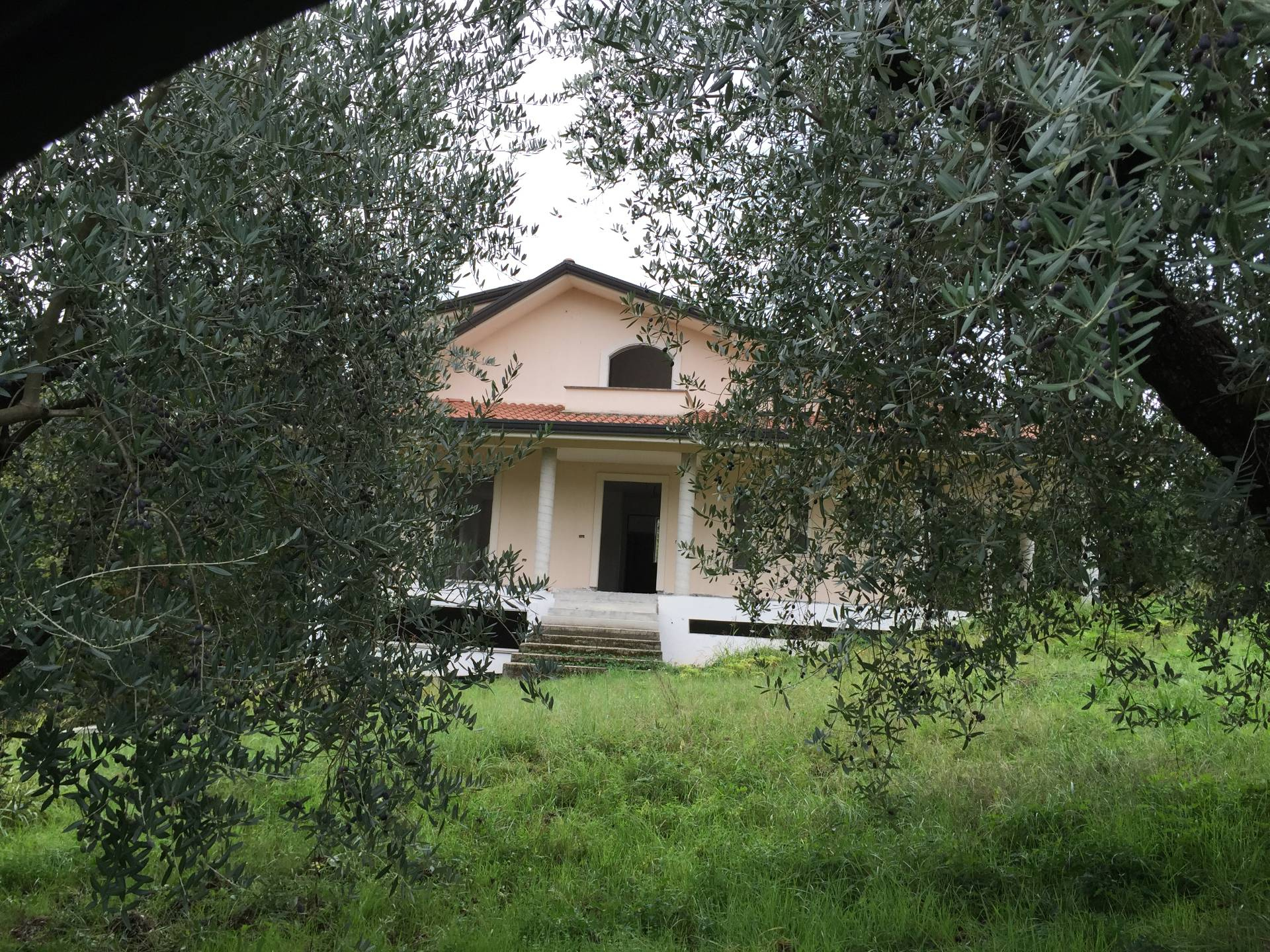 Villa trifamiliare in vendita a Fontana Liri