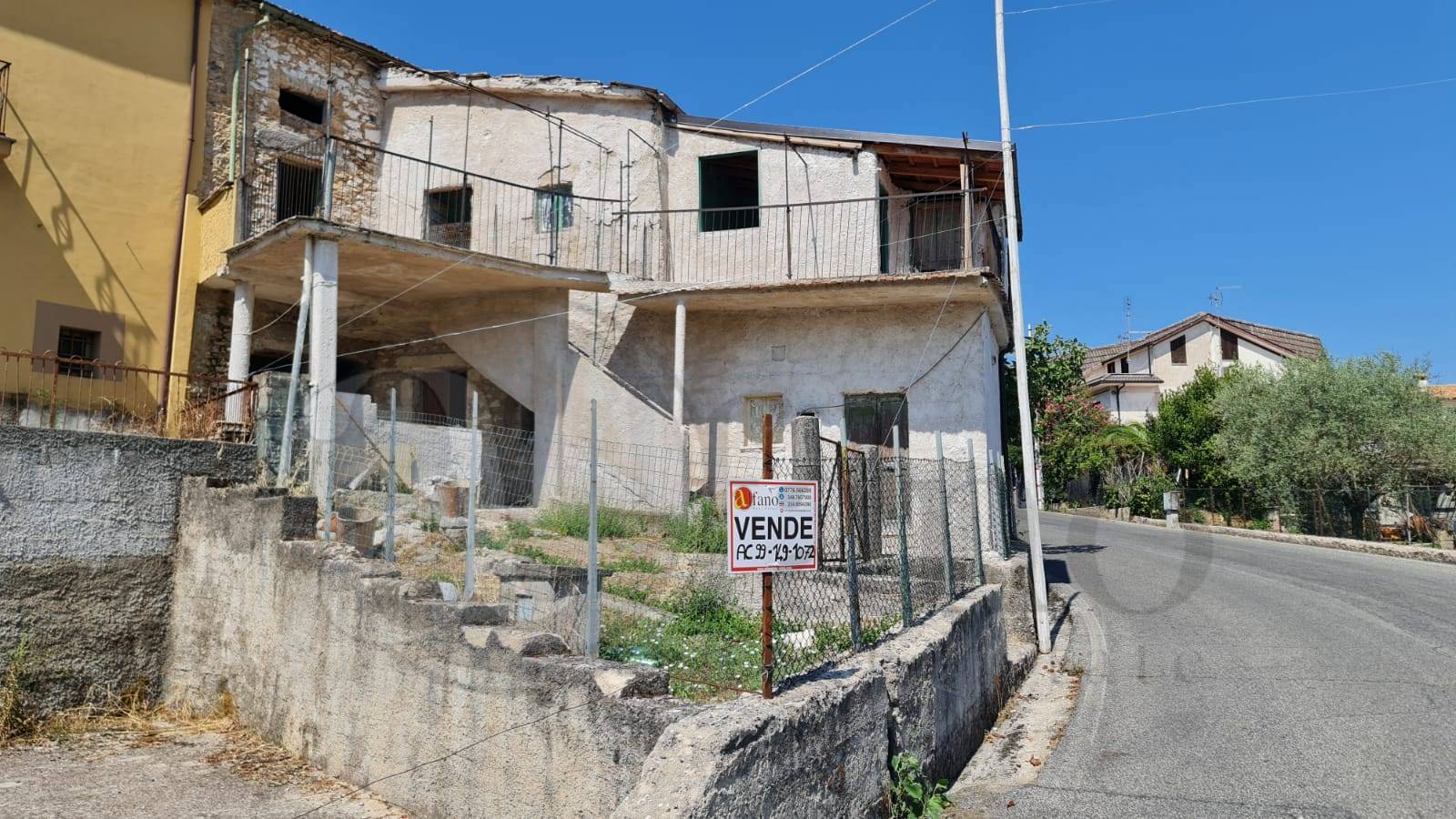 Abitazioni tipiche storiche in vendita a Colfelice, Colfelice (Coldragone)