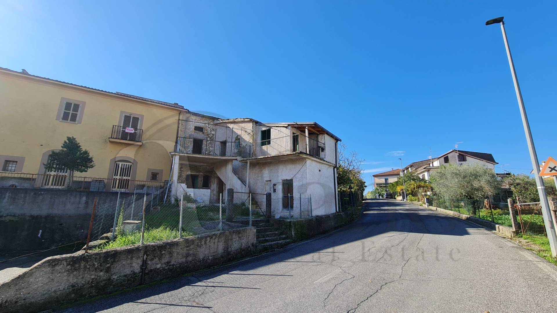 Abitazioni tipiche storiche in vendita a Colfelice, Colfelice (Coldragone)