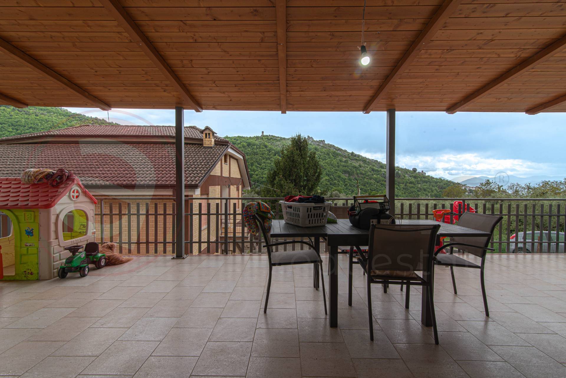 Villa bifamiliare in vendita a Roccasecca