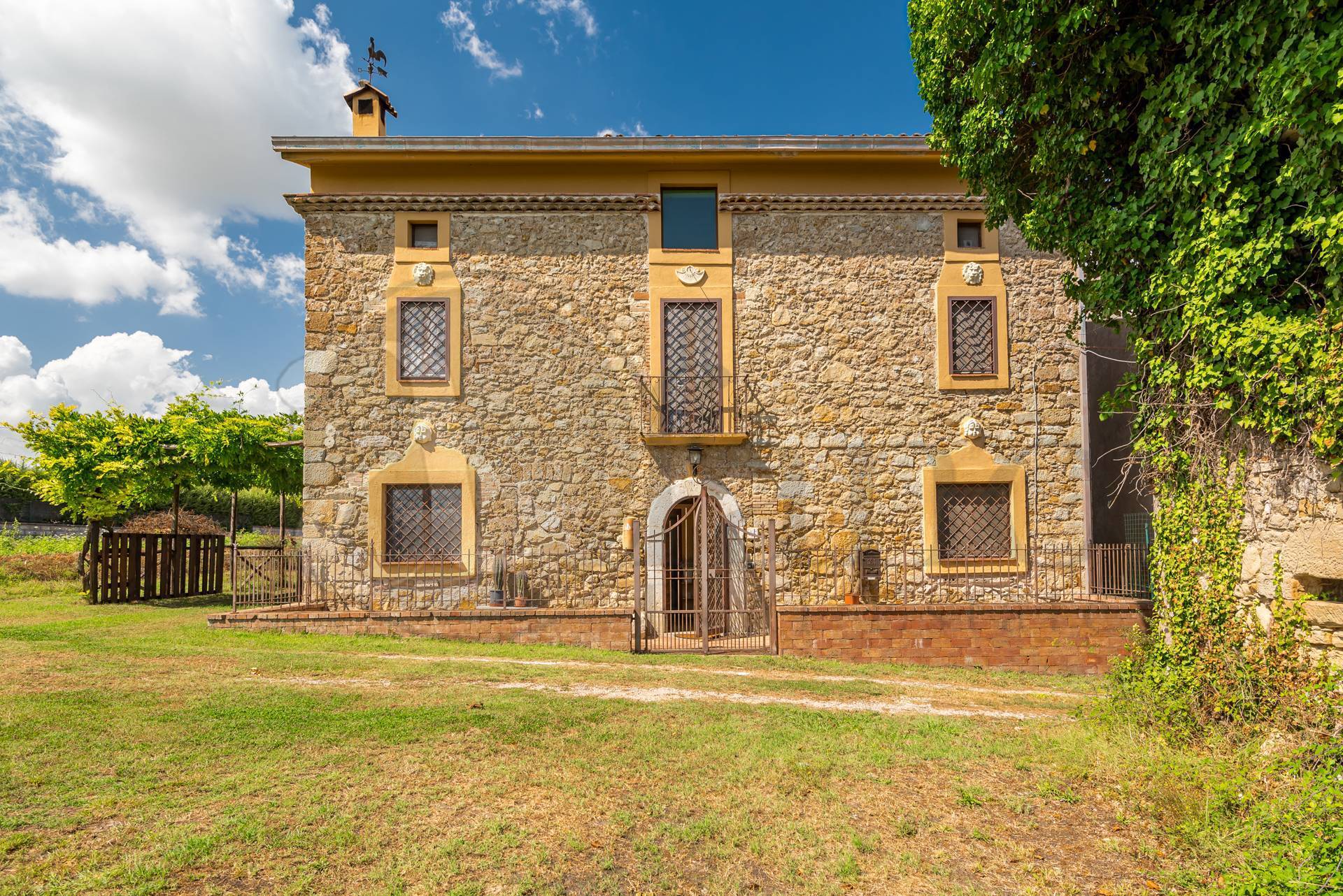 Abitazioni tipiche storiche in vendita a Arce