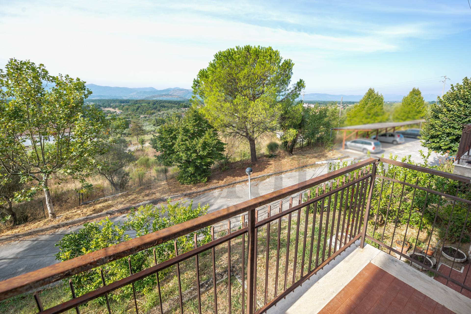 Appartamento in vendita a Colfelice