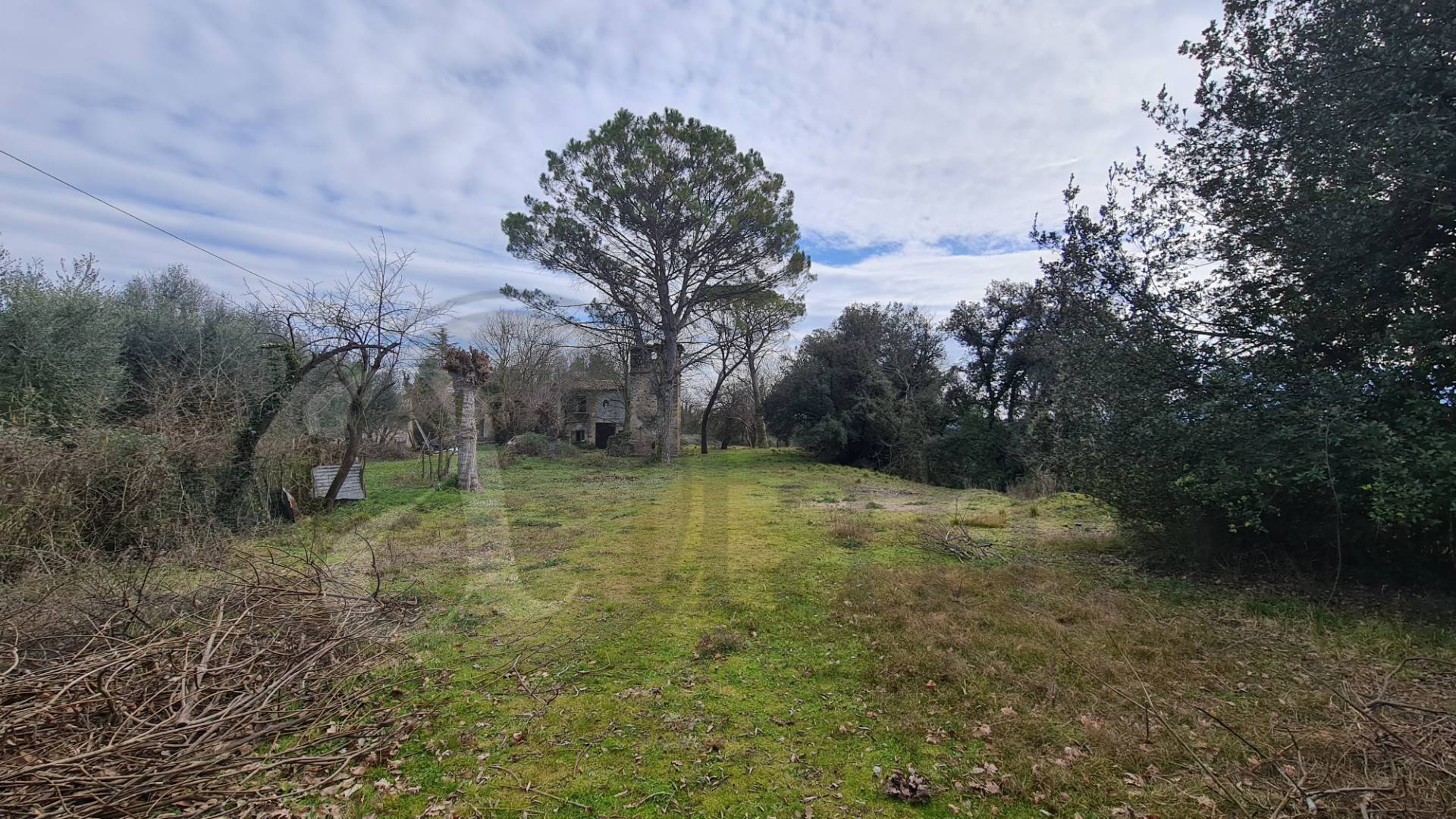 Casale di campagna in vendita a Aquino