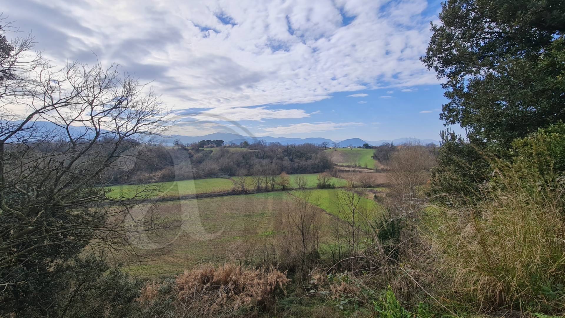 Casale di campagna in vendita a Aquino