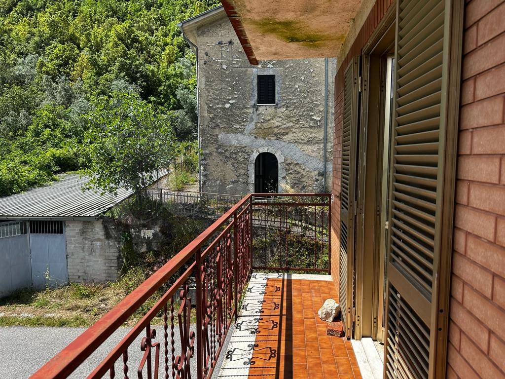 Casa singola in vendita a Santopadre