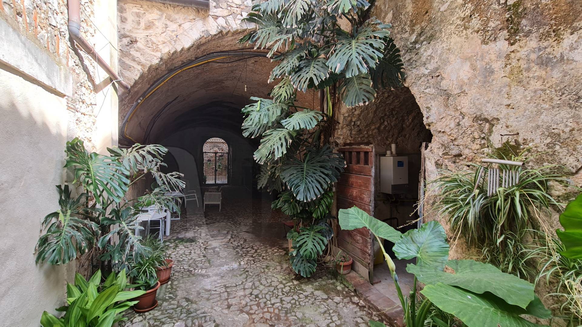 Palazzo storico in vendita a Priverno