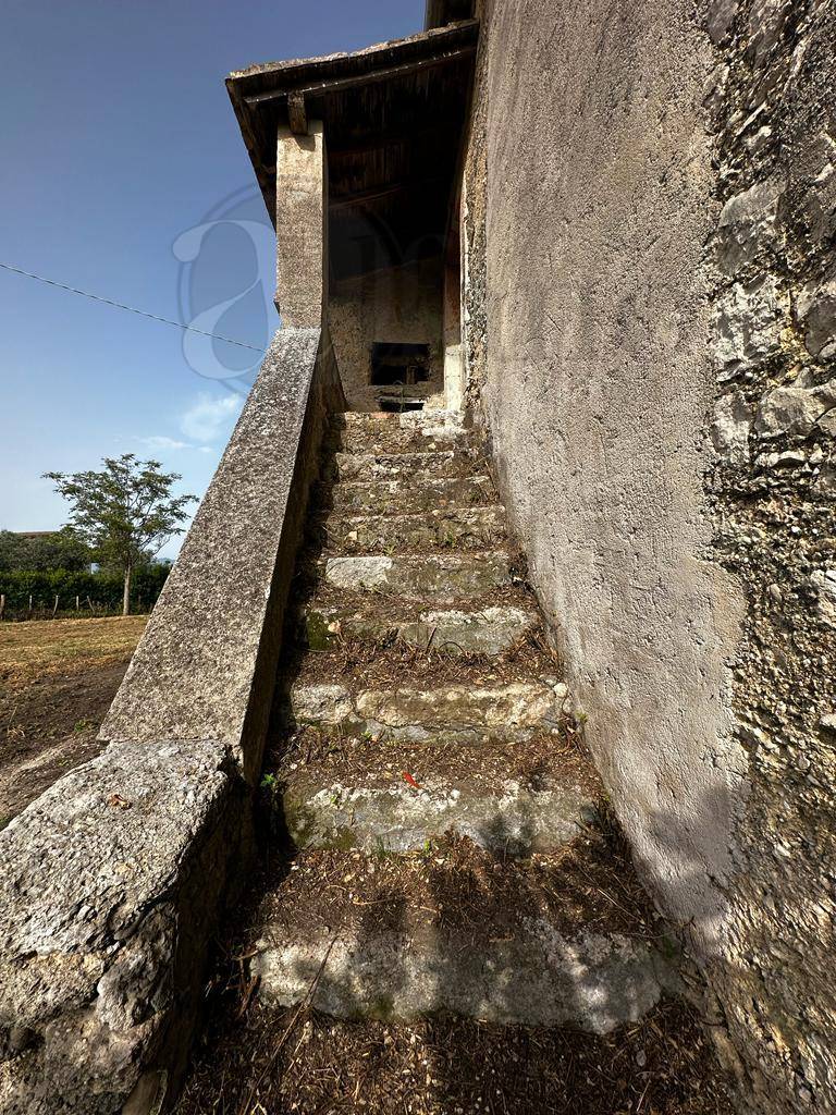 Casale di campagna in vendita a Rocca d'Arce