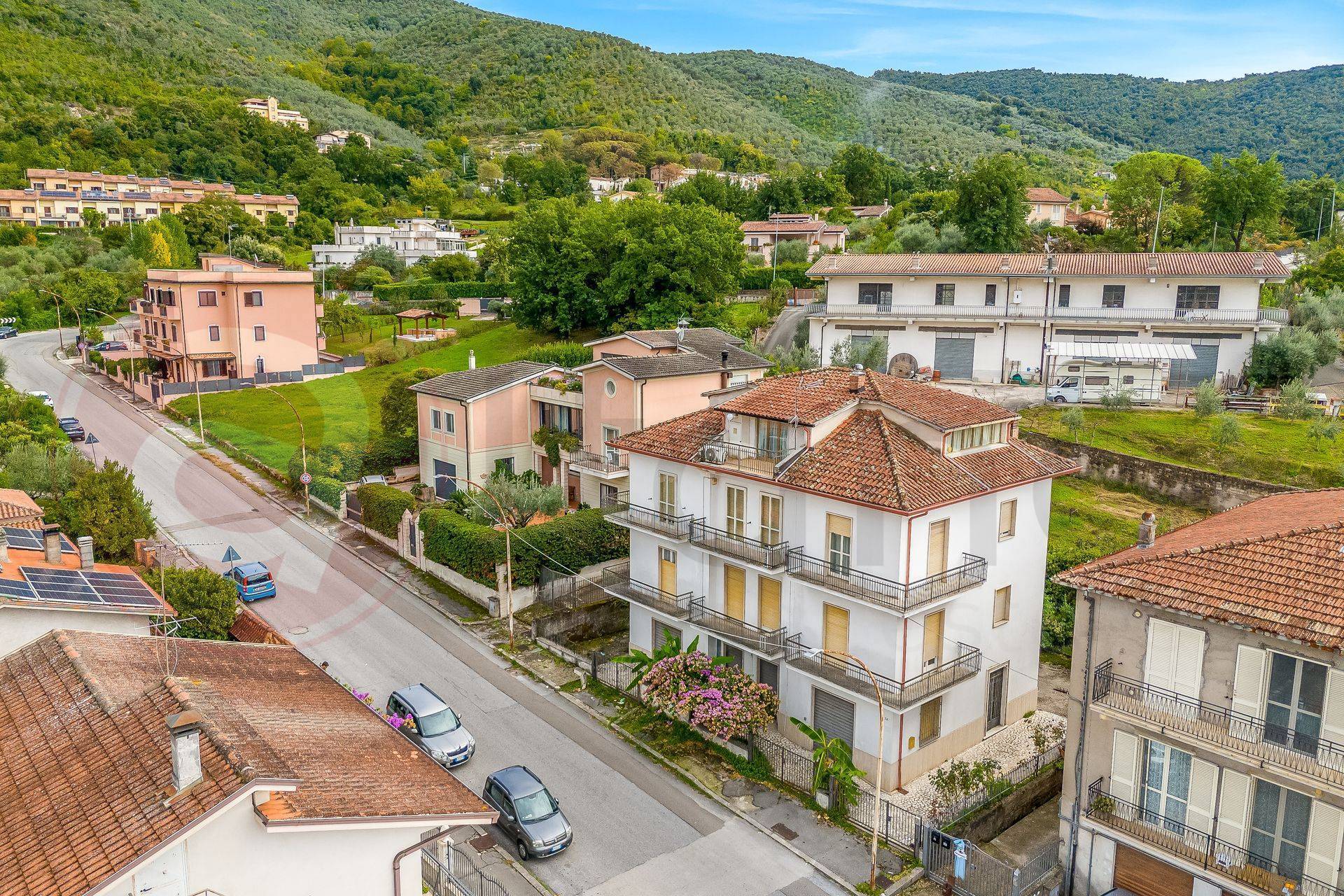 Palazzo intero stabile in vendita a Sant'Elia Fiumerapido