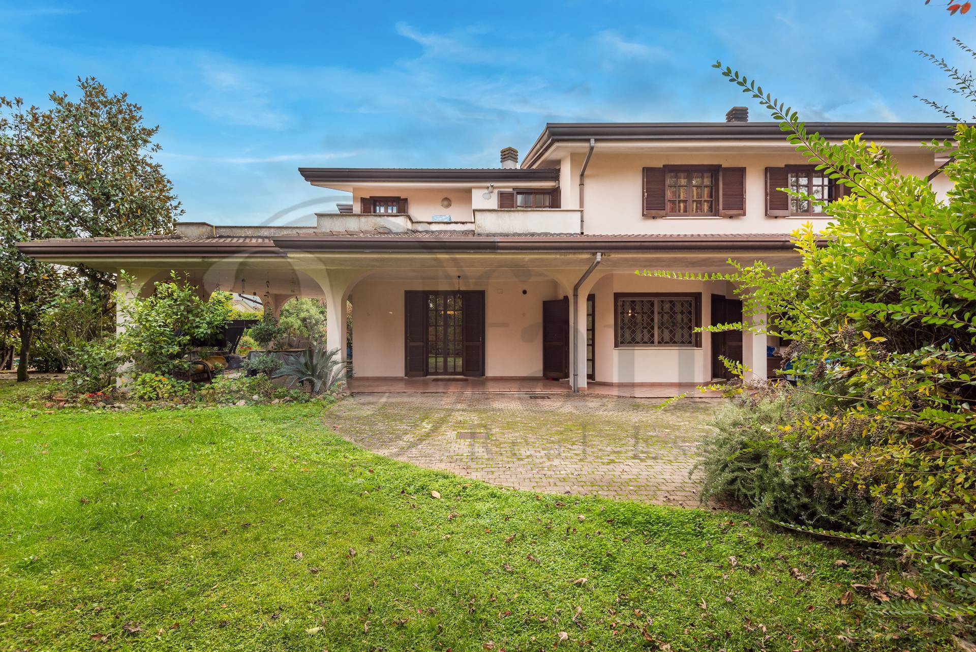 Villa in vendita a Ceprano