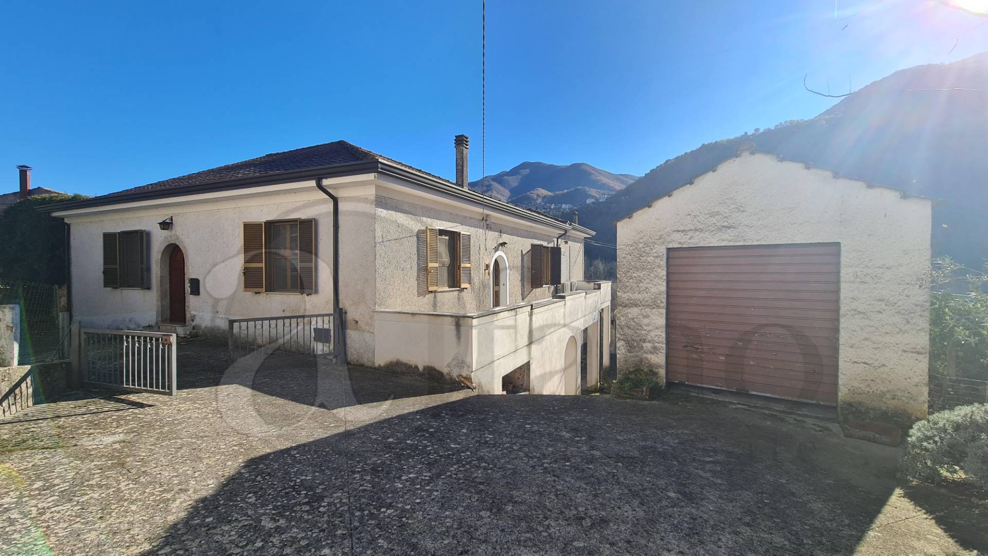 Casa indipendente in vendita a Casalvieri