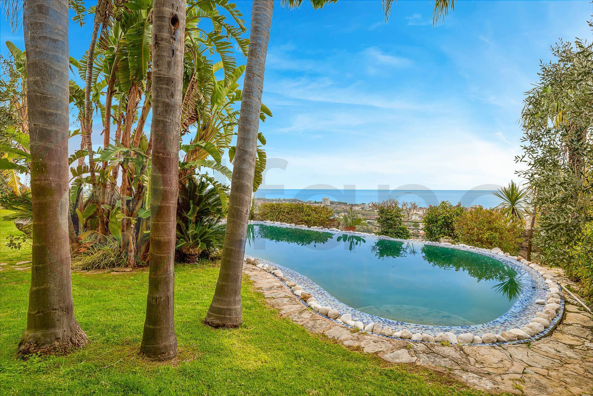 Villa in vendita a Formia