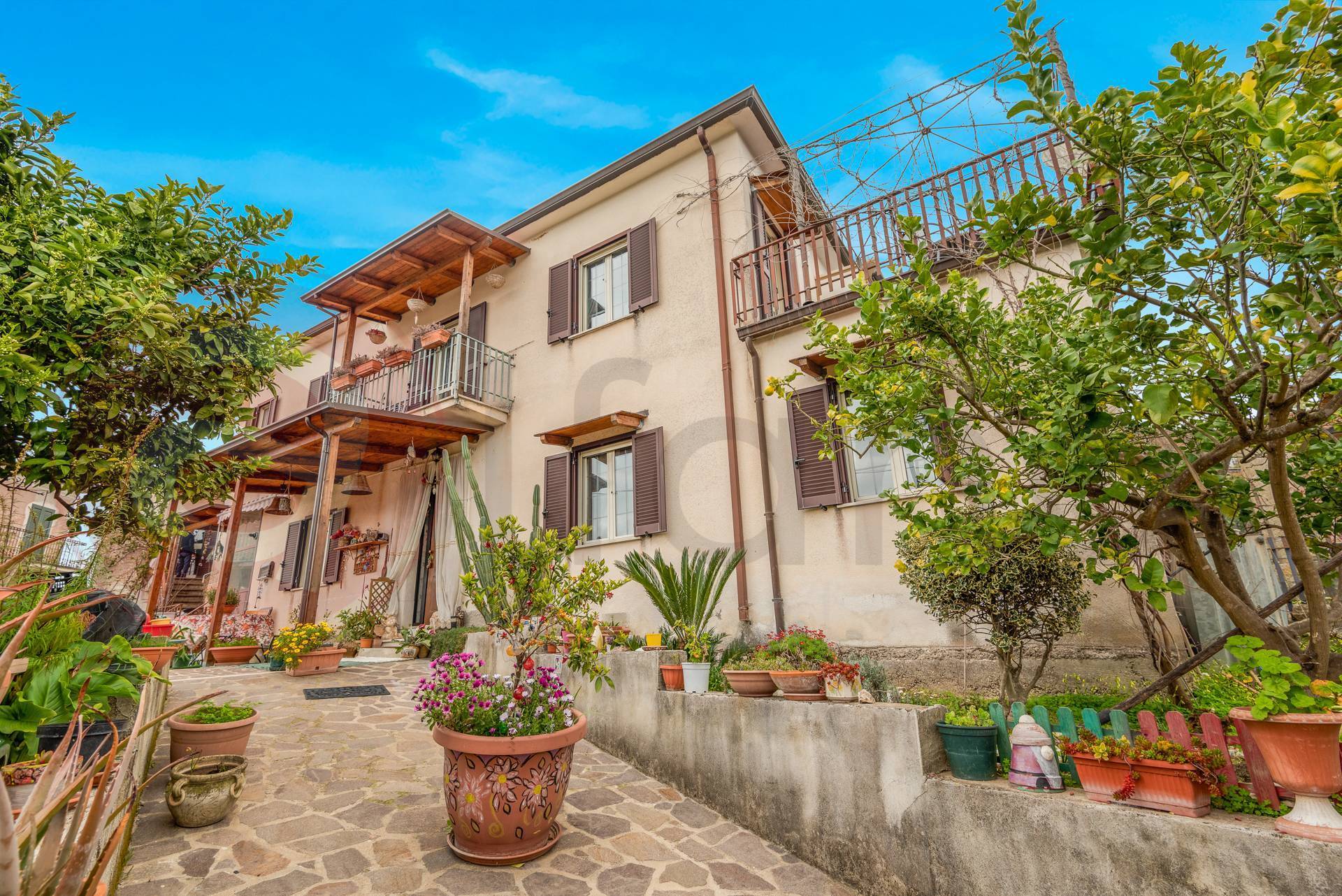 Casa indipendente in vendita a Sant'Ambrogio sul Garigliano
