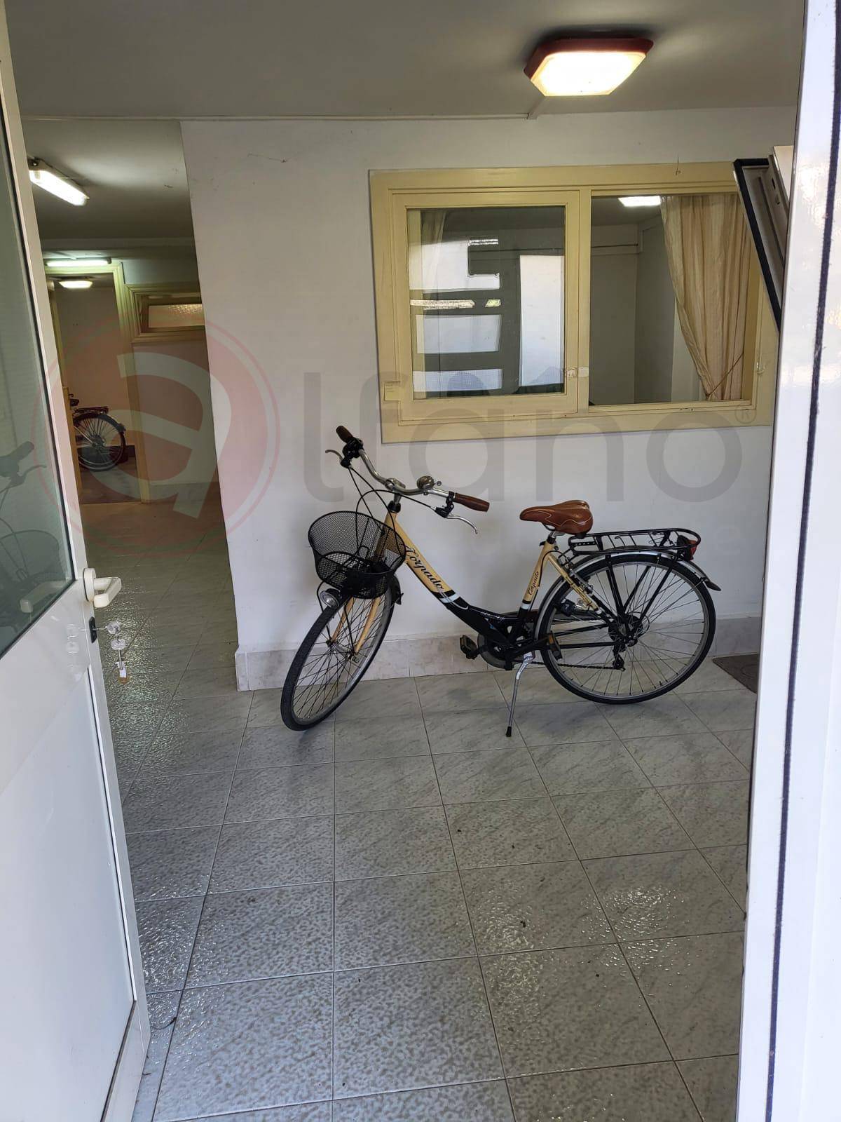 Locale commerciale in vendita a Cassino