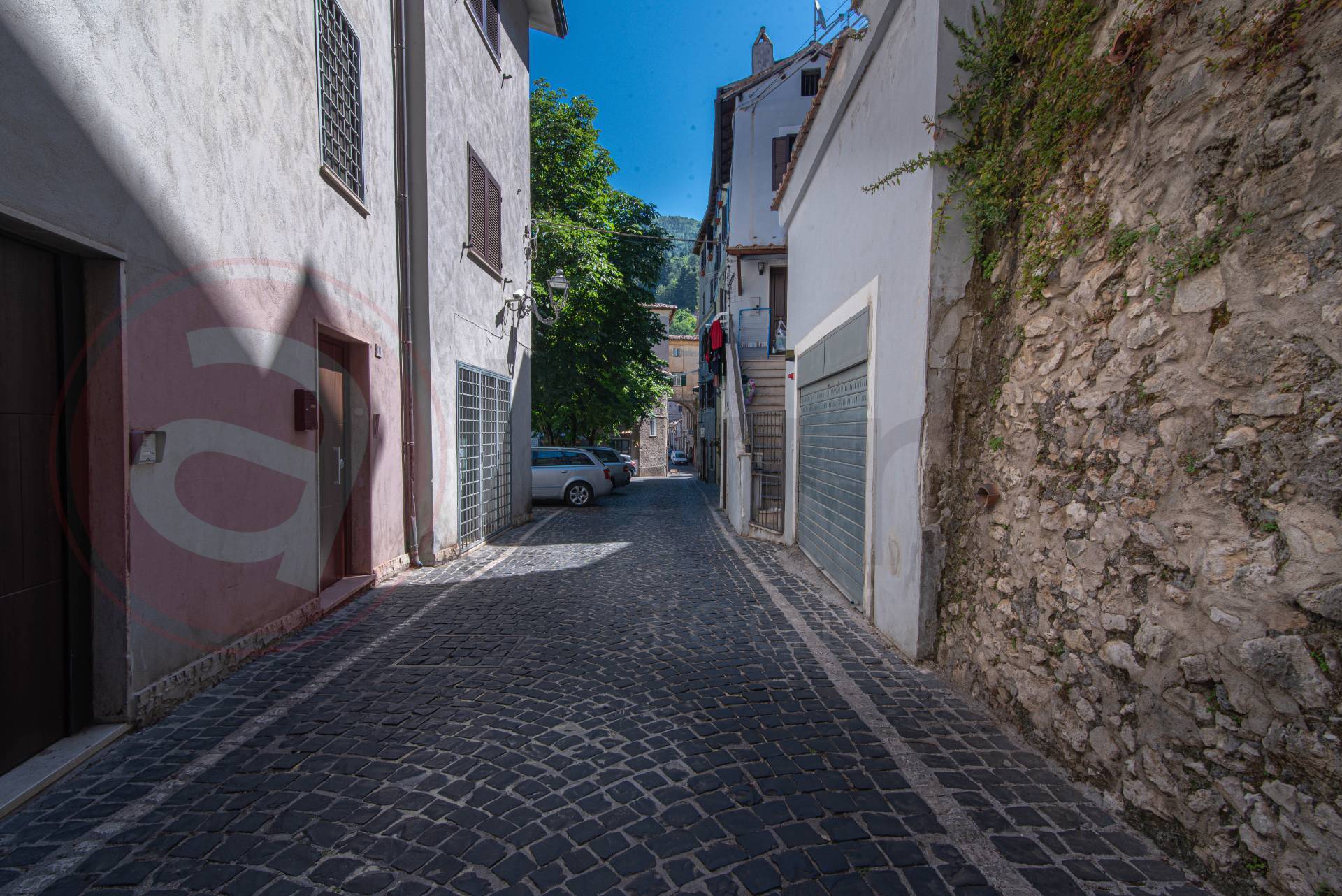 Palazzo intero stabile in vendita a Piglio