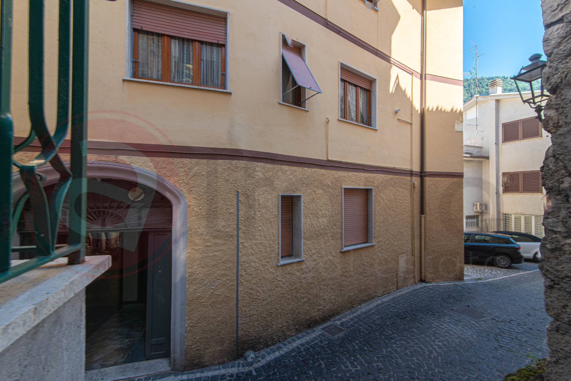 Palazzo intero stabile in vendita a Piglio