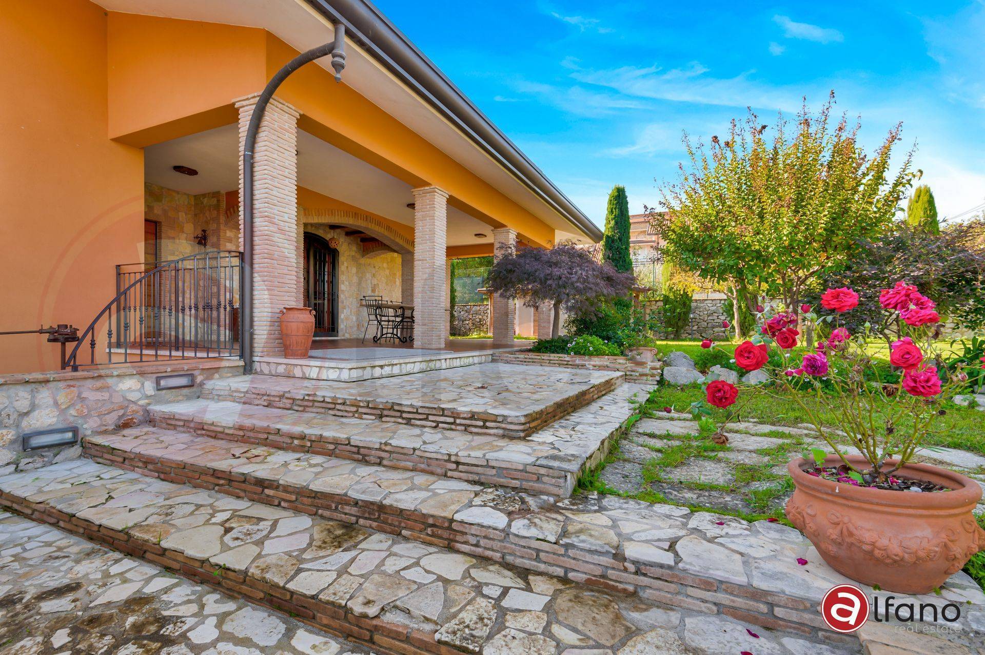 Villa bifamiliare in vendita a Arnara