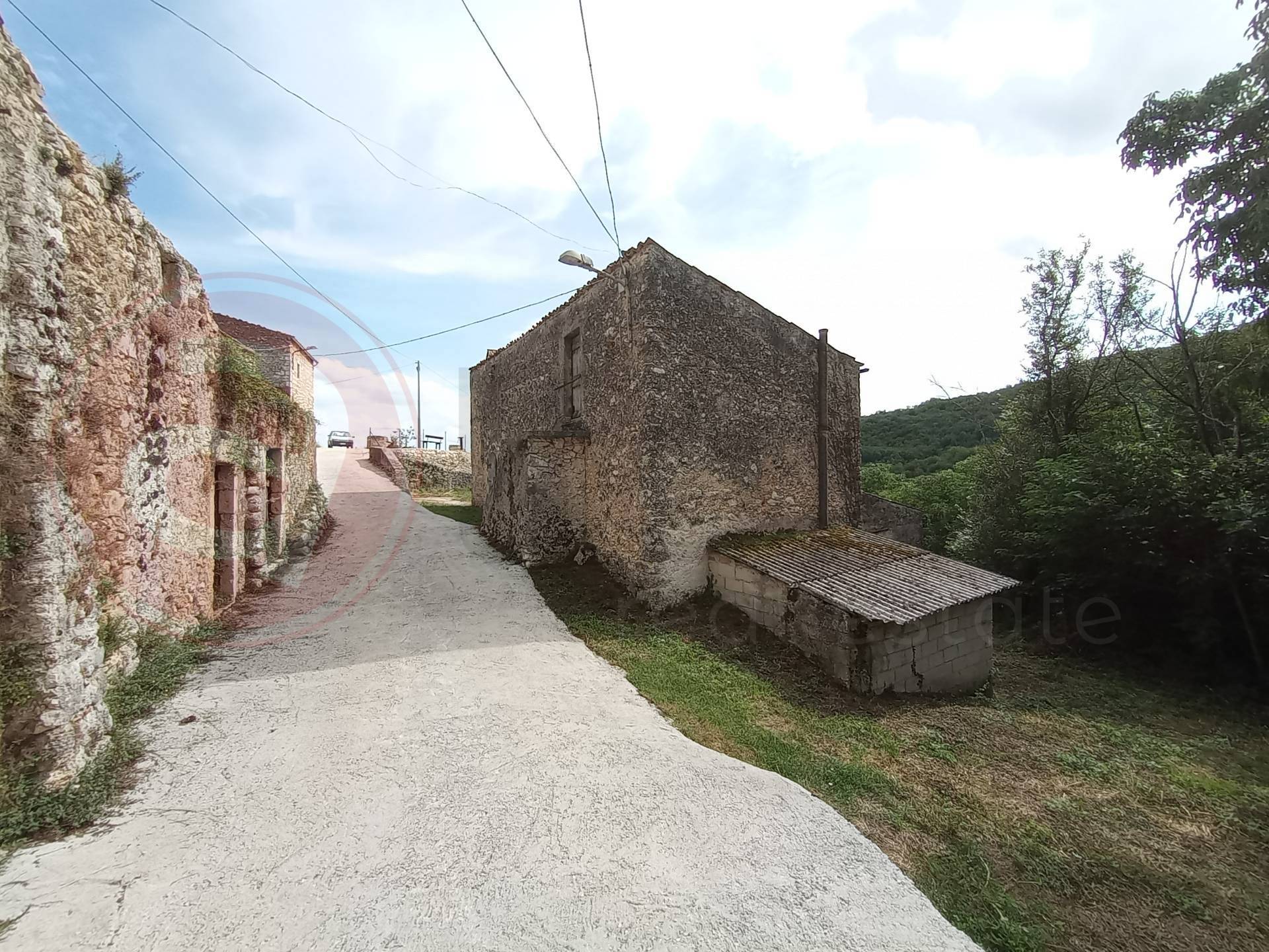 Casale di campagna in vendita a Alvito