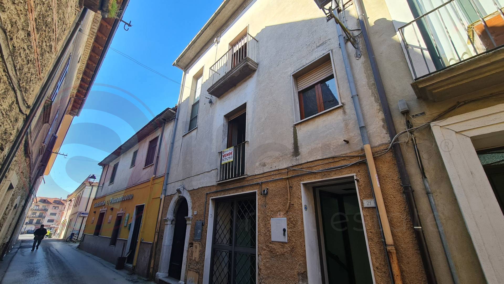 Palazzo storico in vendita a Aquino