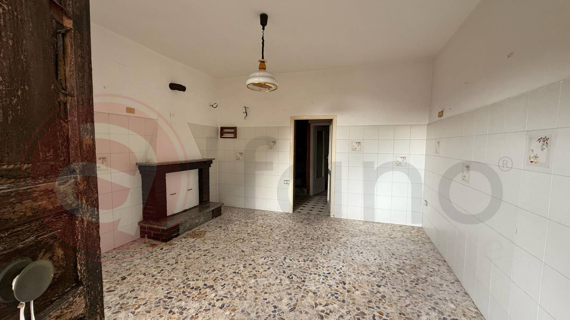 Palazzo intero stabile in vendita a Piglio