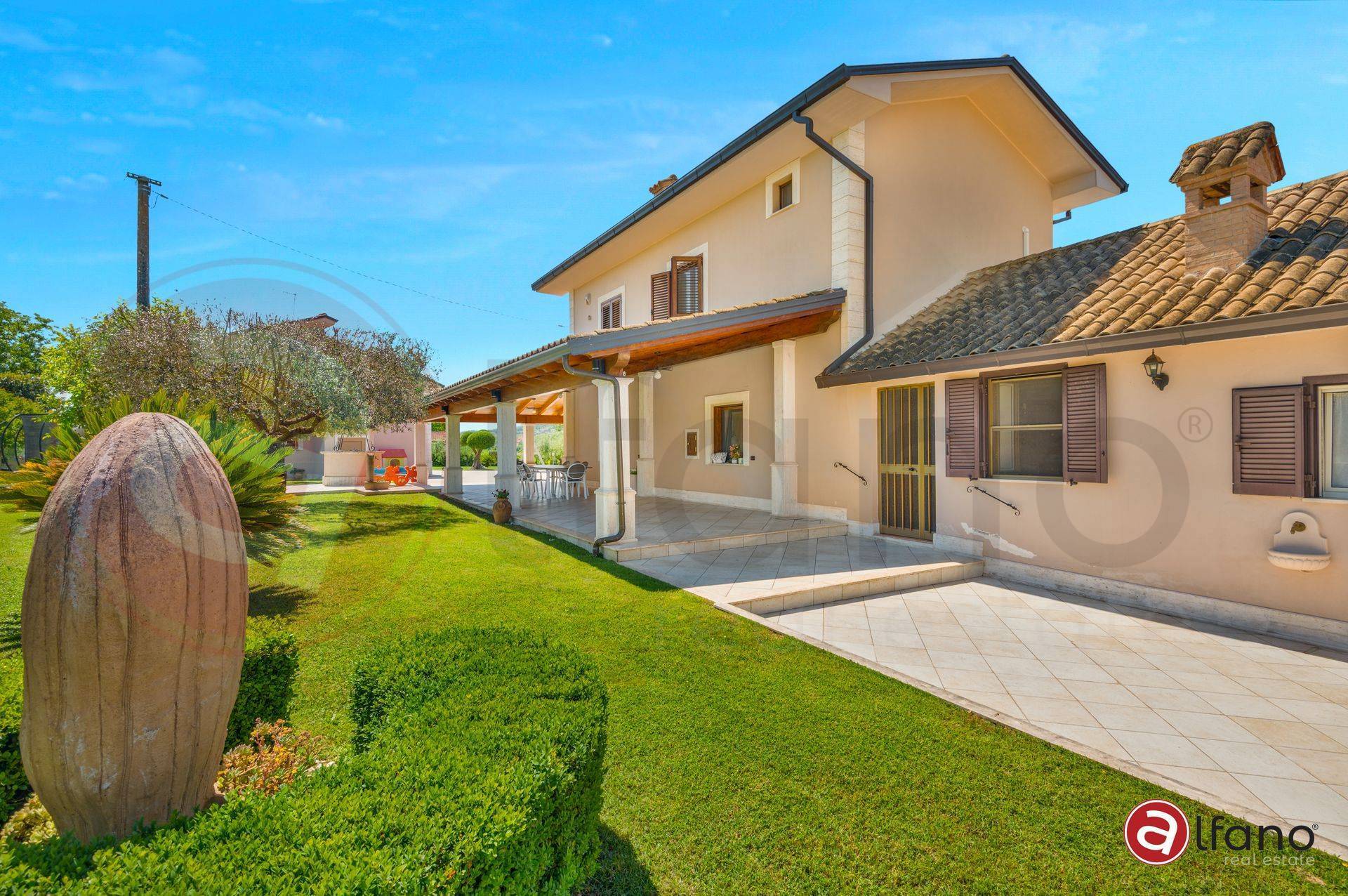 Villa in vendita a Pontecorvo