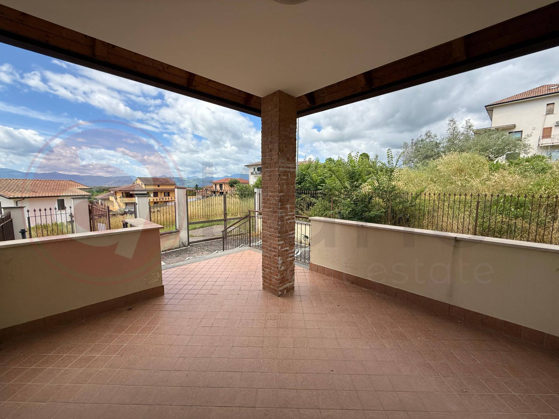 Appartamento in vendita a Colfelice