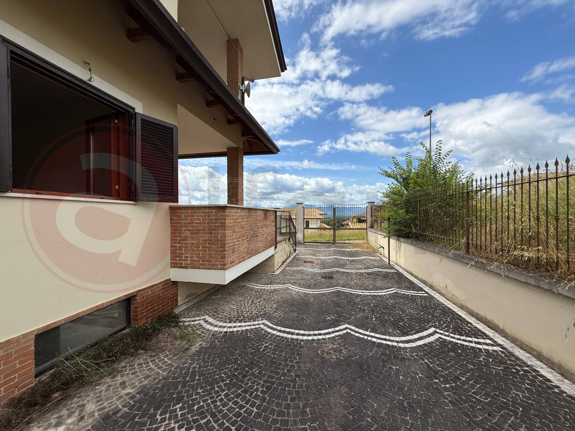 Appartamento in vendita a Colfelice