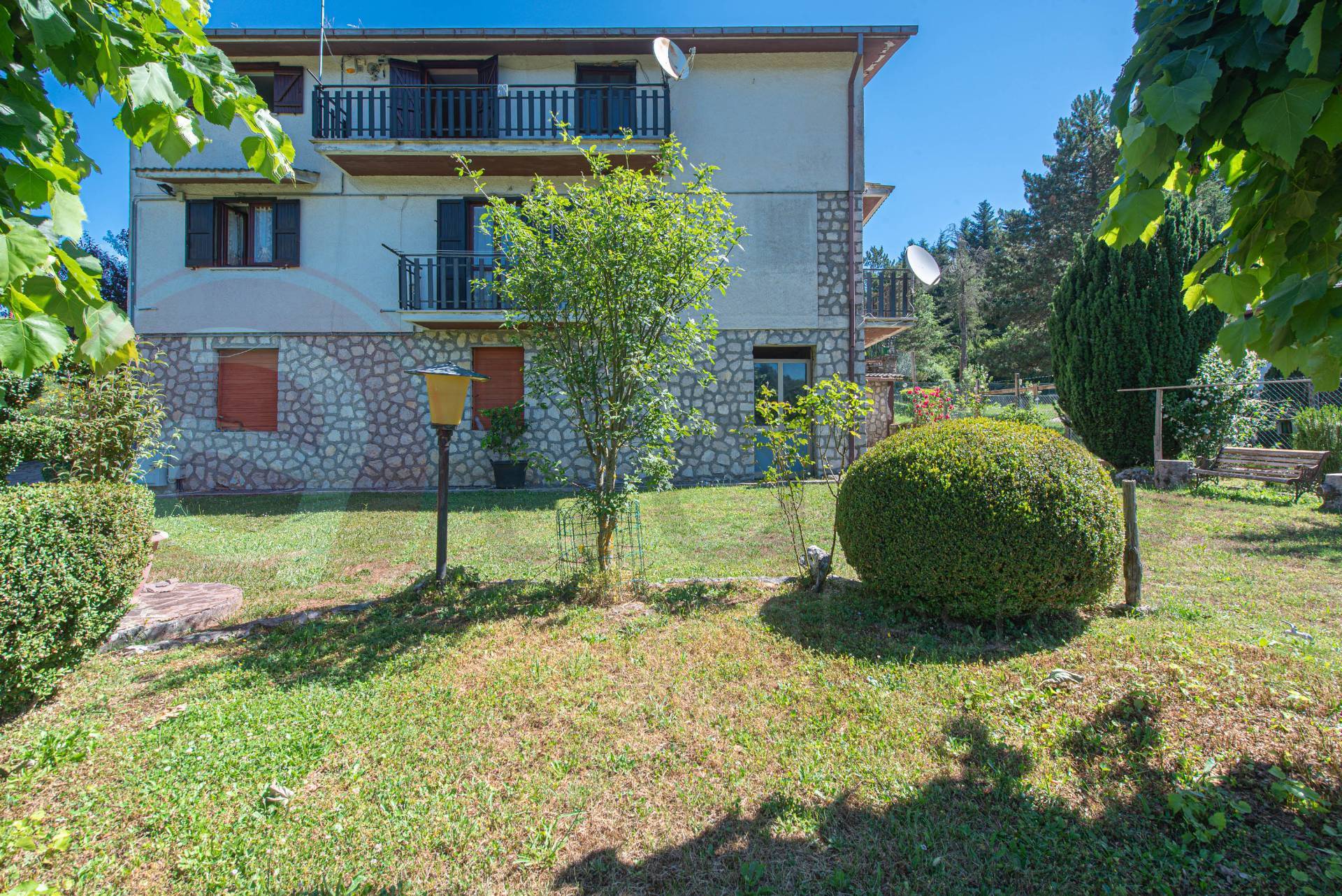 Casa indipendente in vendita a Trevi nel Lazio, Altipiani di Arcinazzo