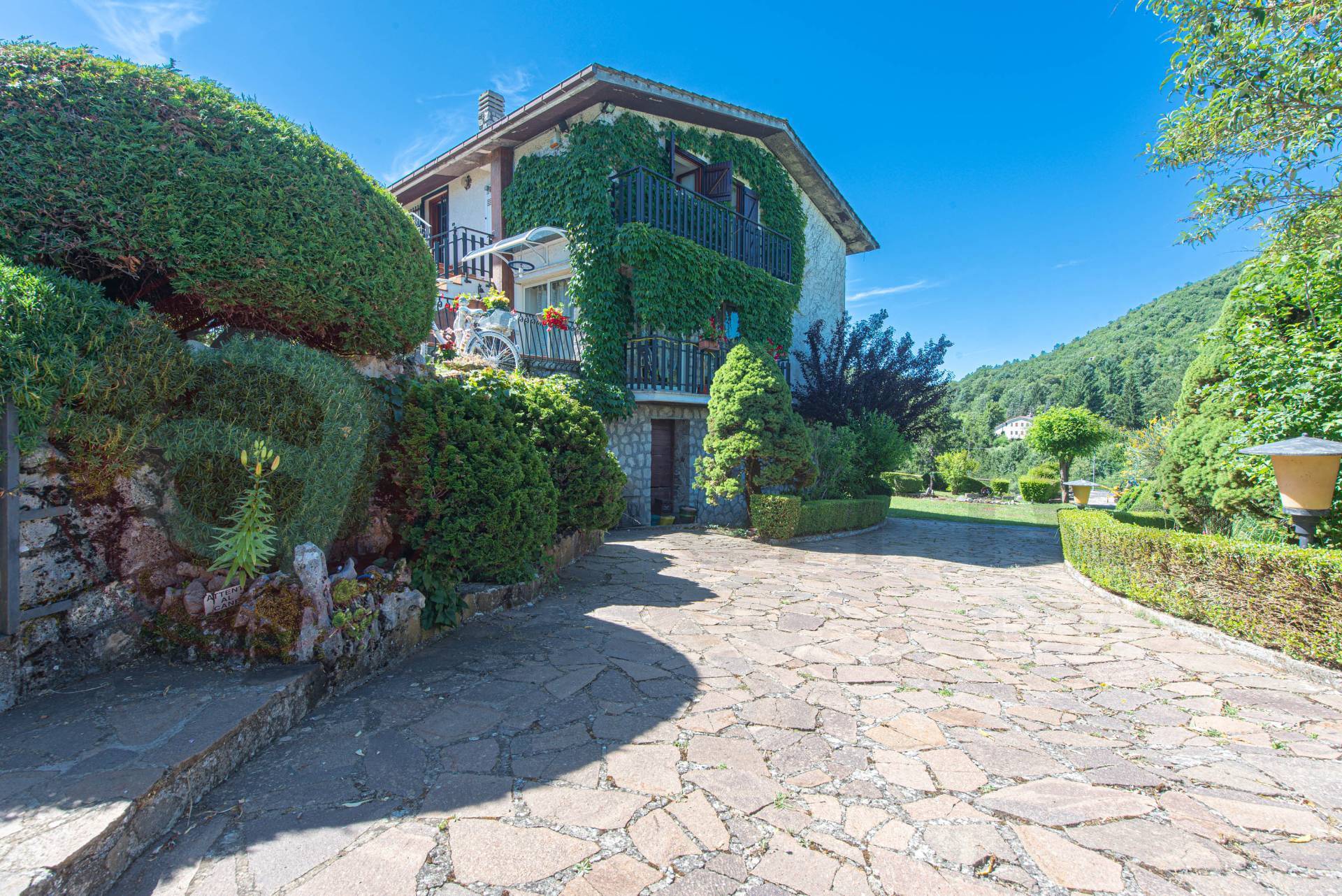 Casa indipendente in vendita a Trevi nel Lazio, Altipiani di Arcinazzo