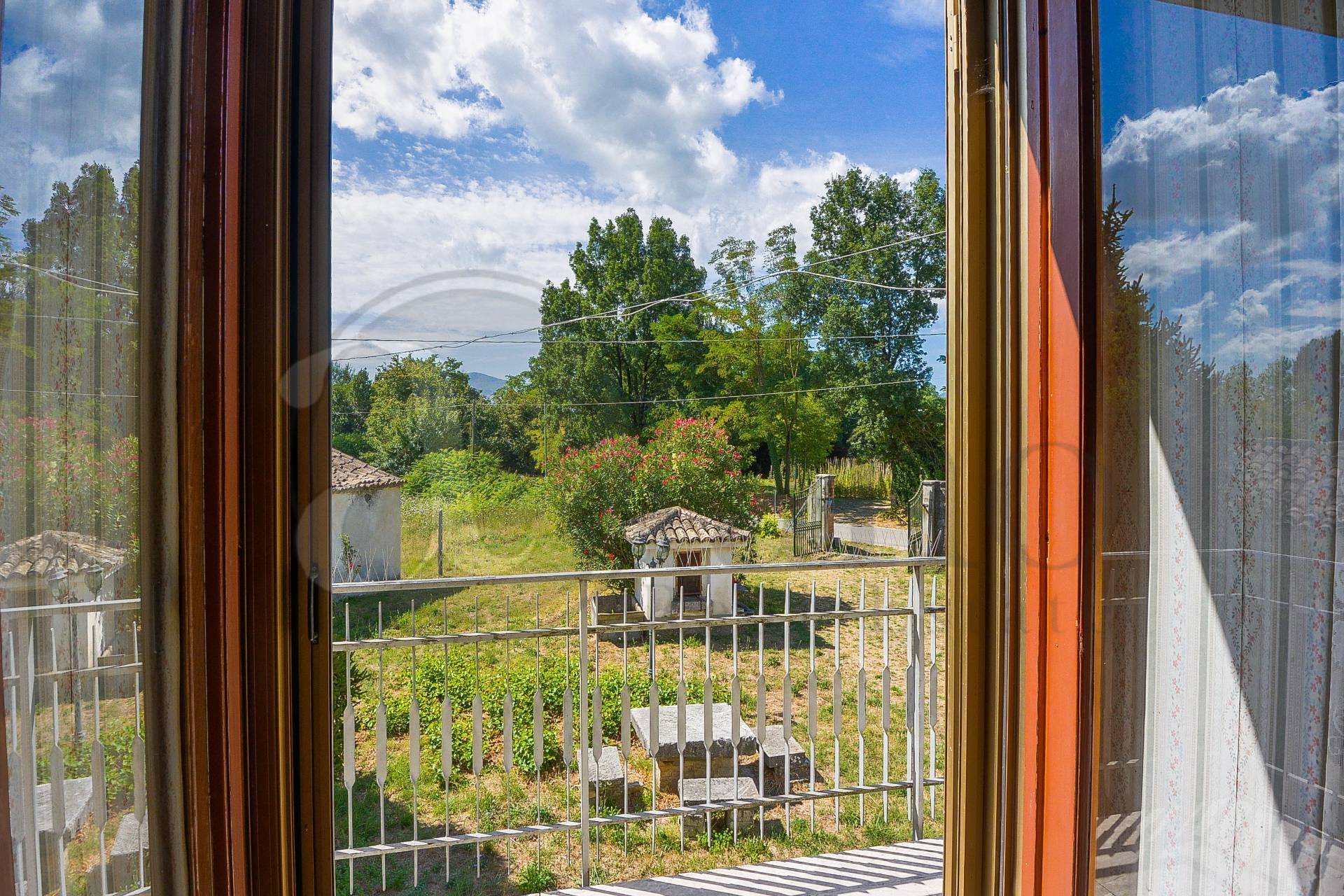 Casale di campagna in vendita a Pignataro Interamna