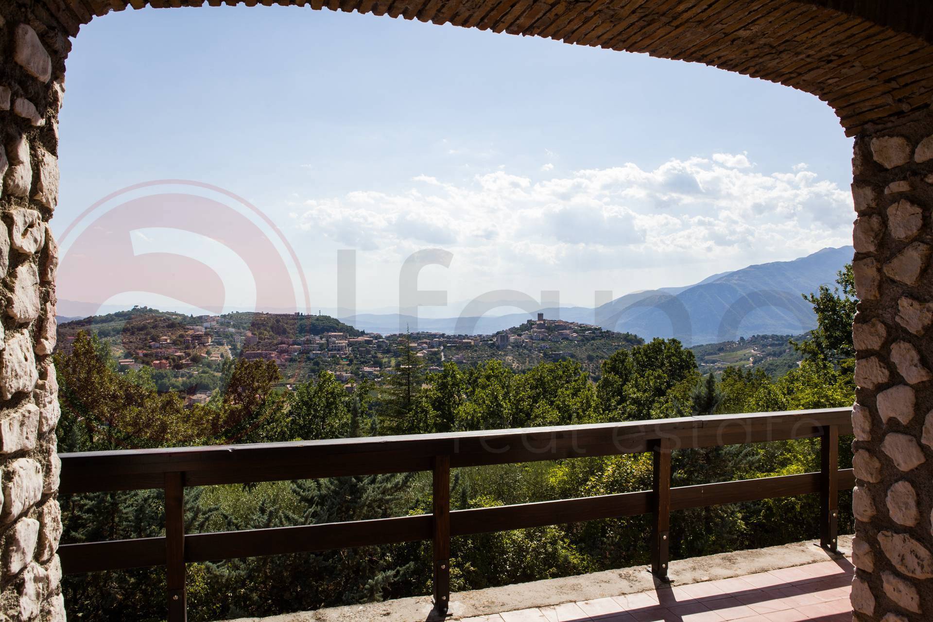 Casa indipendente in vendita a Campoli Appennino