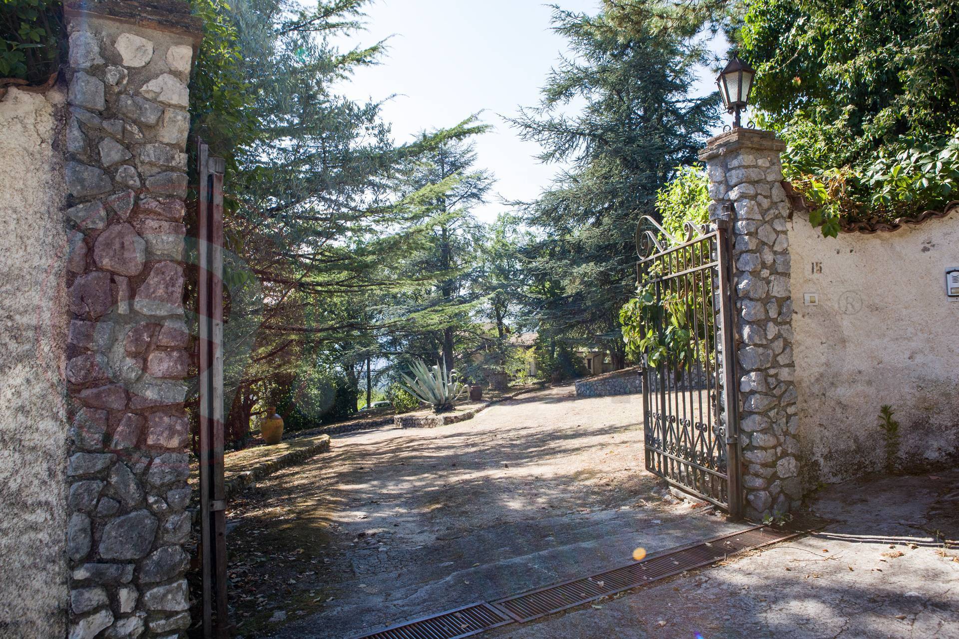 Casa indipendente in vendita a Campoli Appennino
