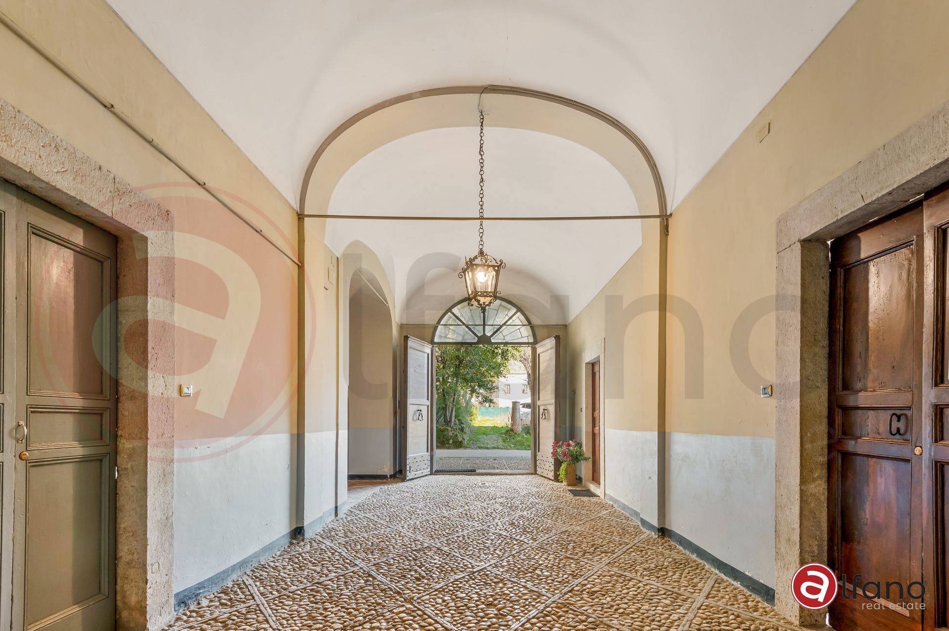 Palazzo storico in vendita a Isola del Liri