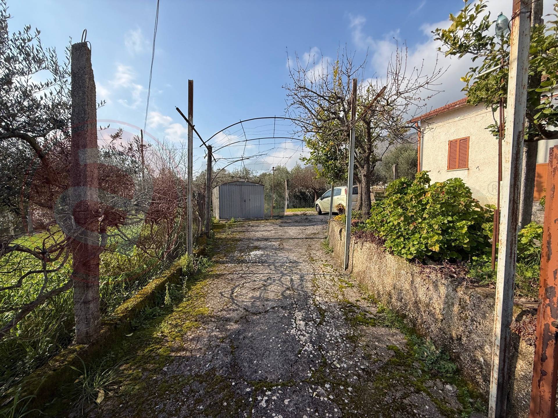 Casa indipendente in vendita a Piedimonte San Germano