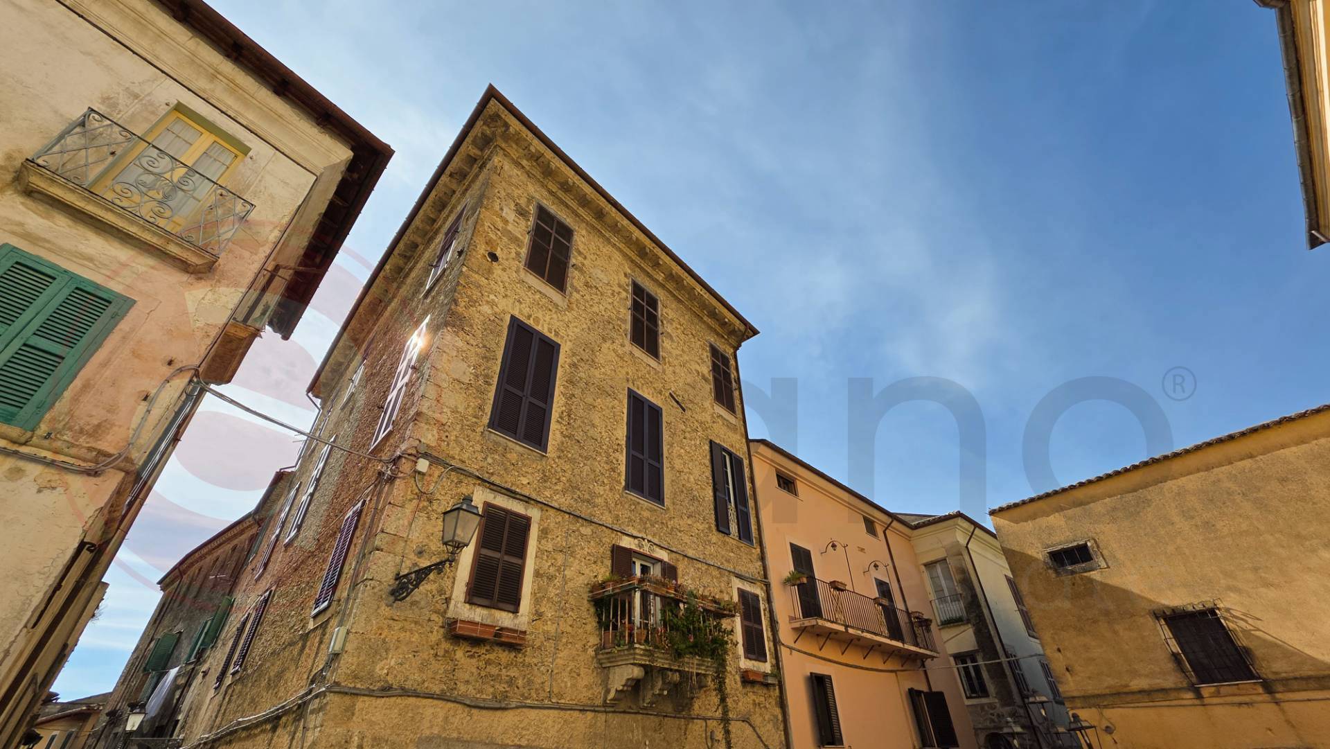 Abitazioni tipiche storiche in vendita a Arpino