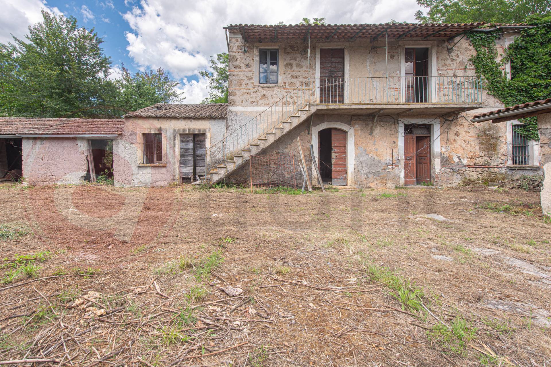 Casale di campagna in vendita a Roccasecca