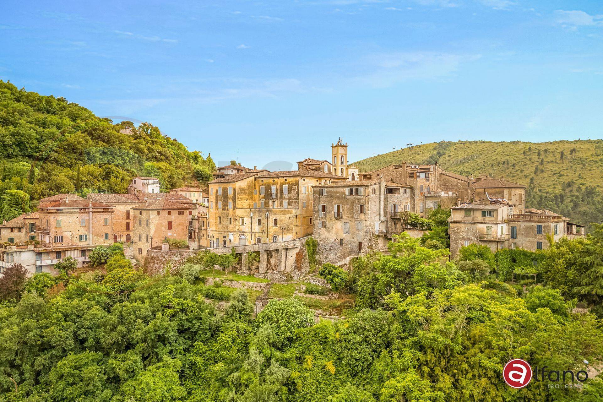 Palazzo storico in vendita a Falvaterra