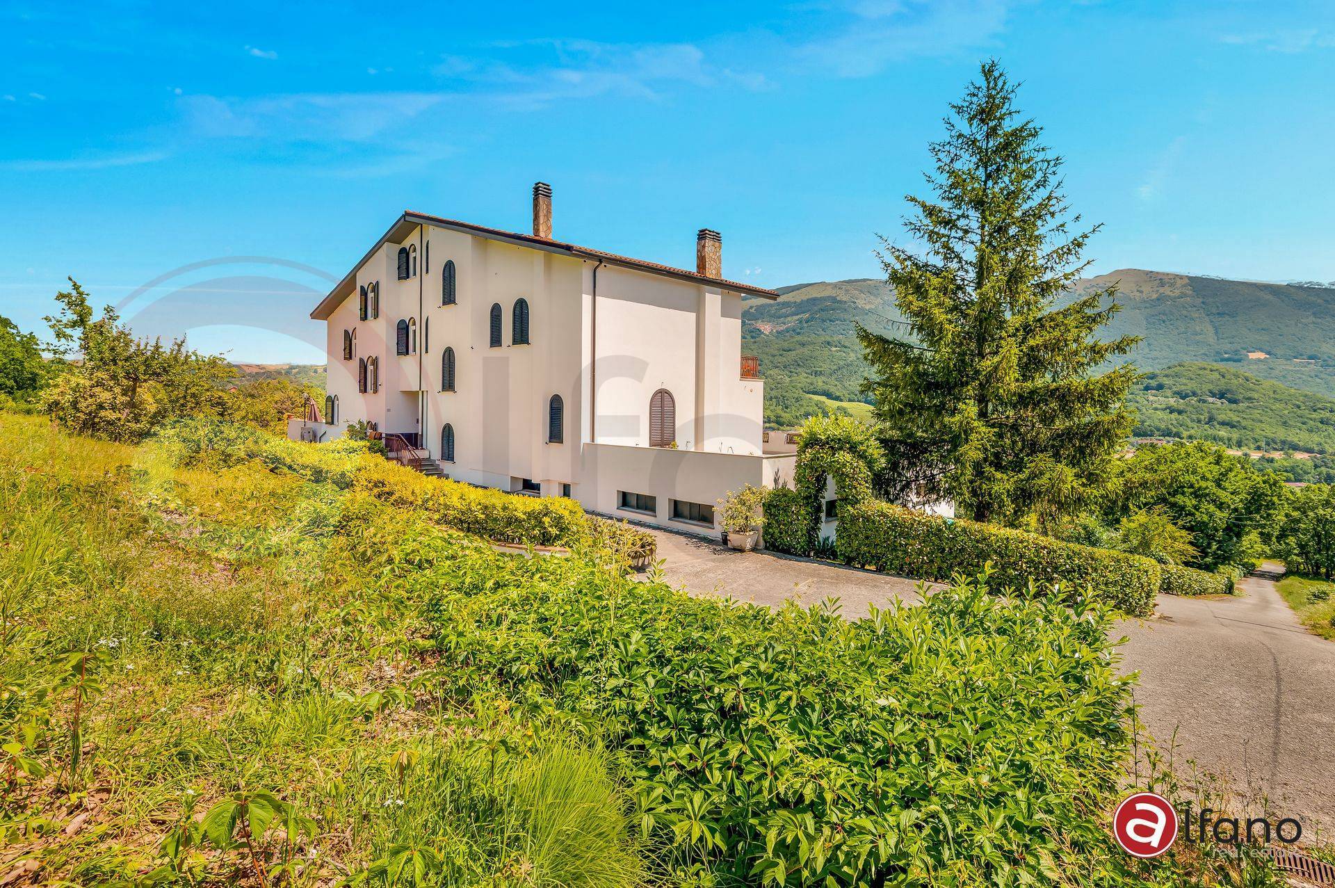 Villa bifamiliare in vendita a Isernia