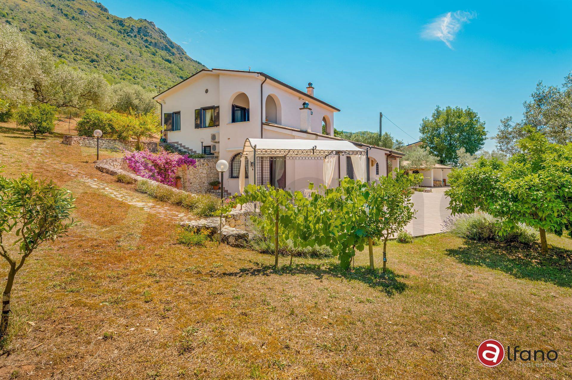 Villa in vendita a Castrocielo