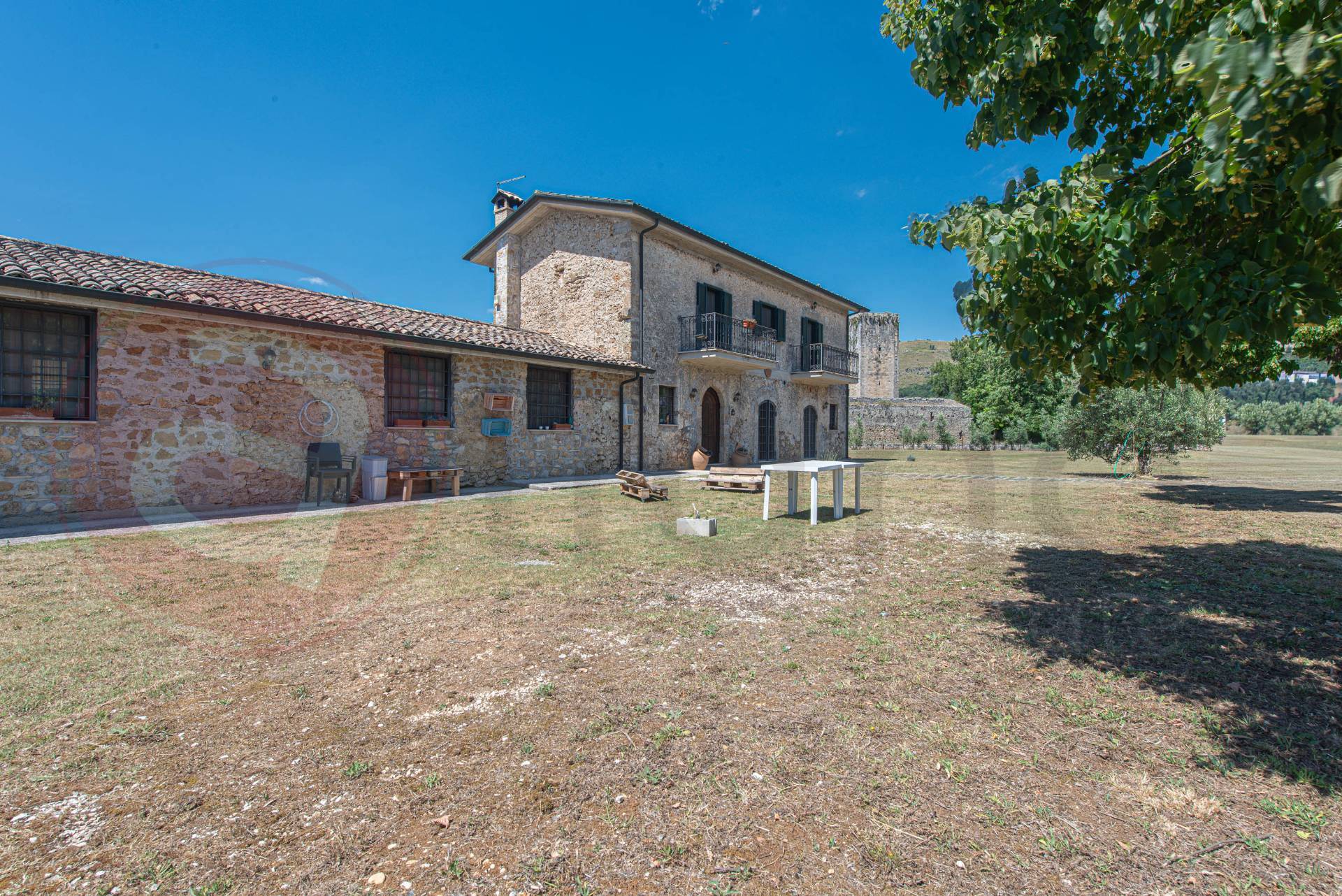 Casale di campagna in vendita a Arce