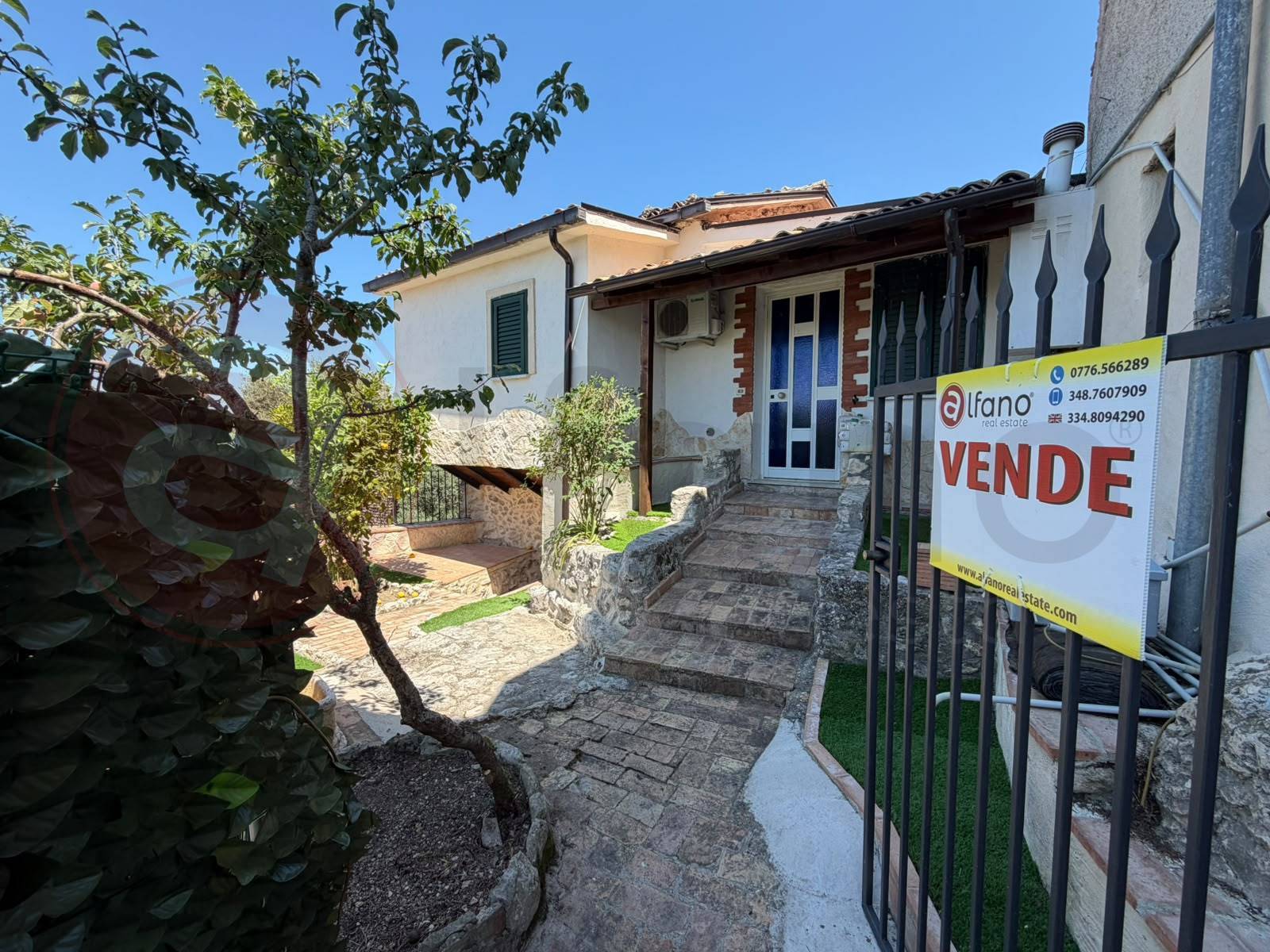 Abitazioni tipiche storiche in vendita a Arce, centro storico