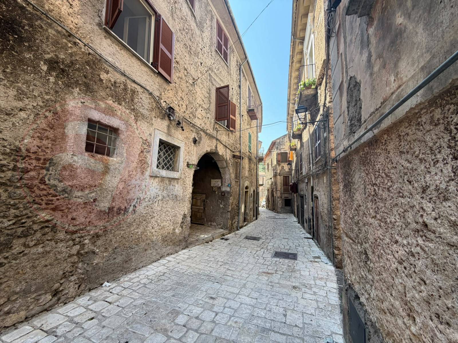 Abitazioni tipiche storiche in vendita a Colle San Magno