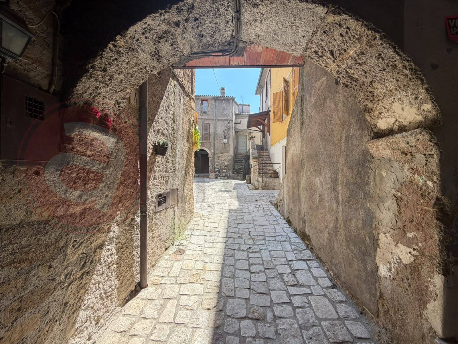 Abitazioni tipiche storiche in vendita a Colle San Magno