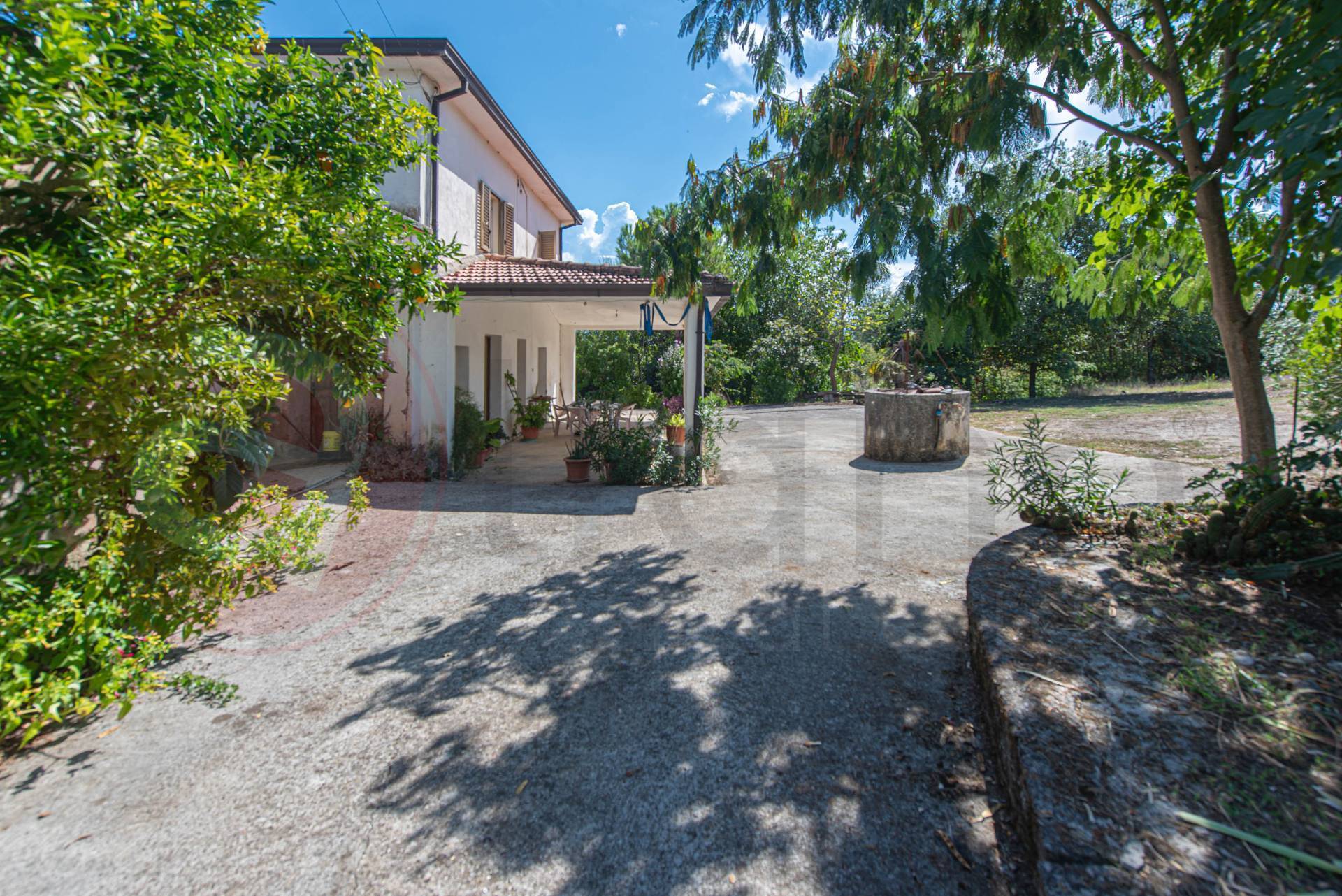 Casale di campagna in vendita a Pontecorvo