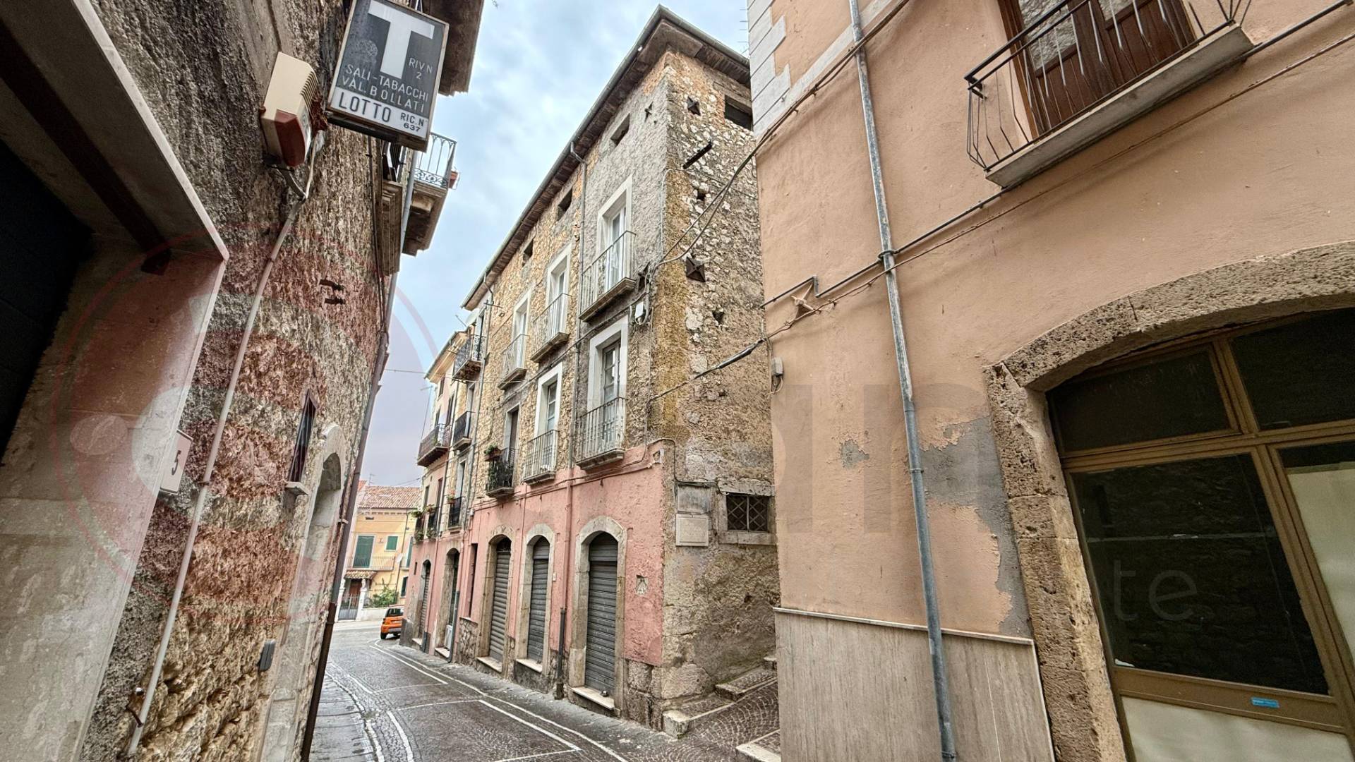 Abitazioni tipiche storiche in vendita a Roccasecca, Centro storico