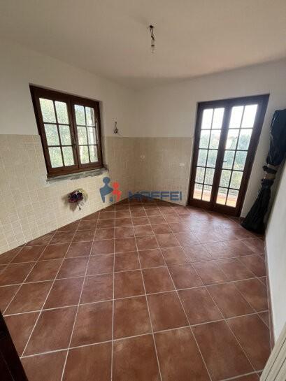 Villa Bifamiliare con giardino, Massarosa corsanico