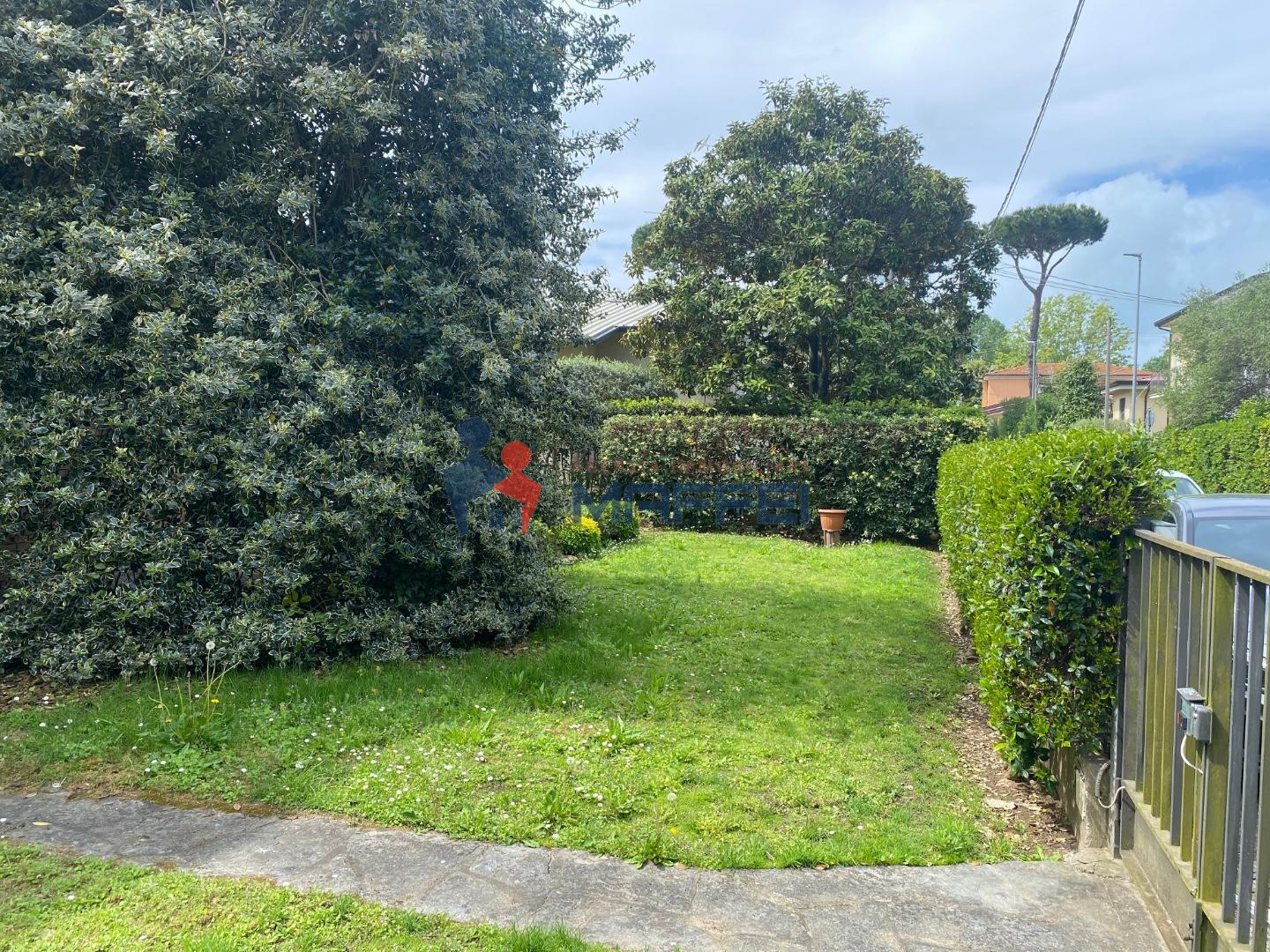 Villa in vendita, Viareggio ex campo di aviazione