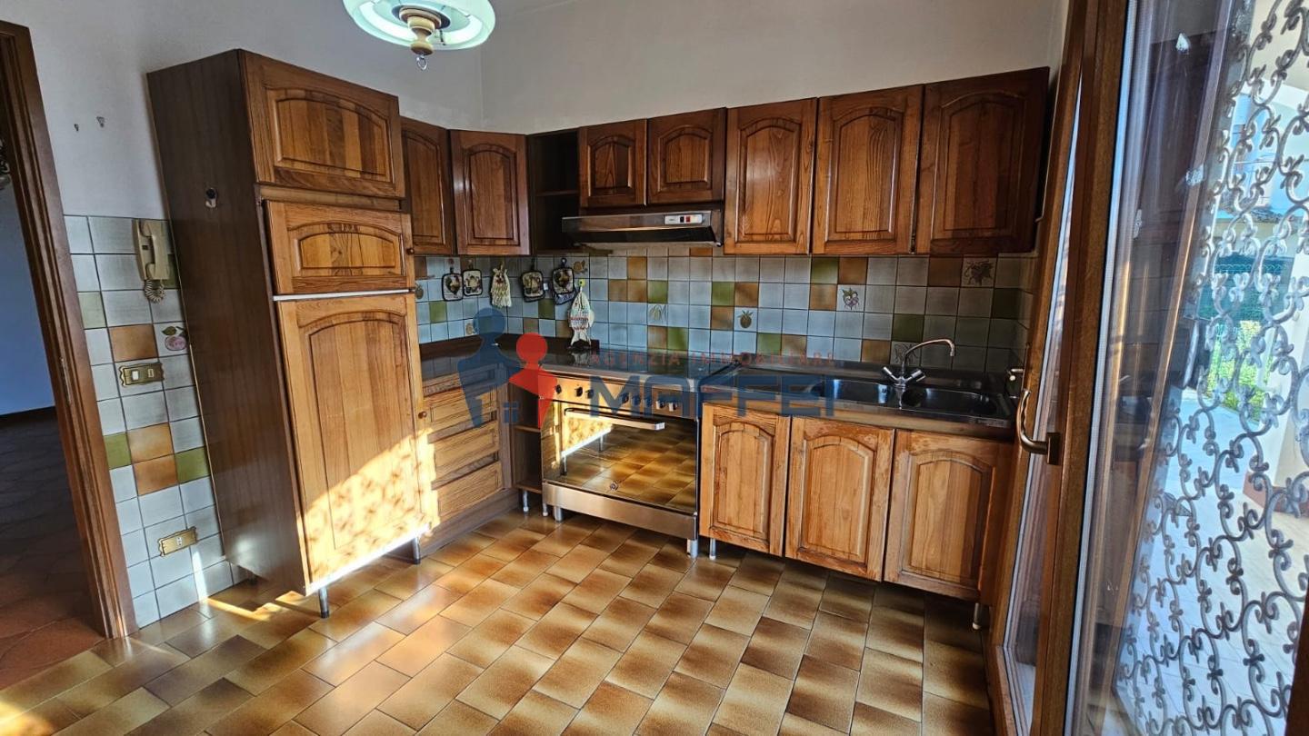 Villa Bifamiliare con giardino, Viareggio torre del lago-marina