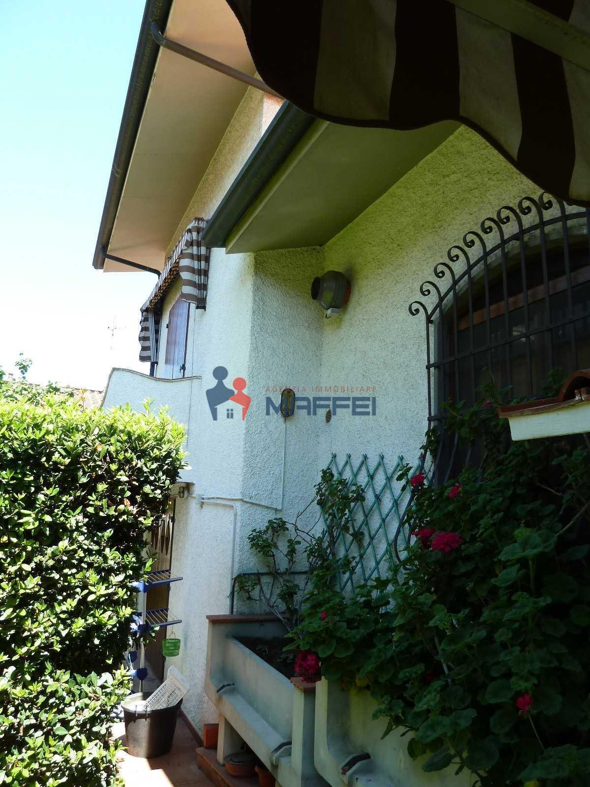 Villa in vendita, Viareggio ex campo di aviazione