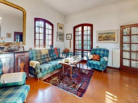 Villa con giardino, Viareggio citt� giardino