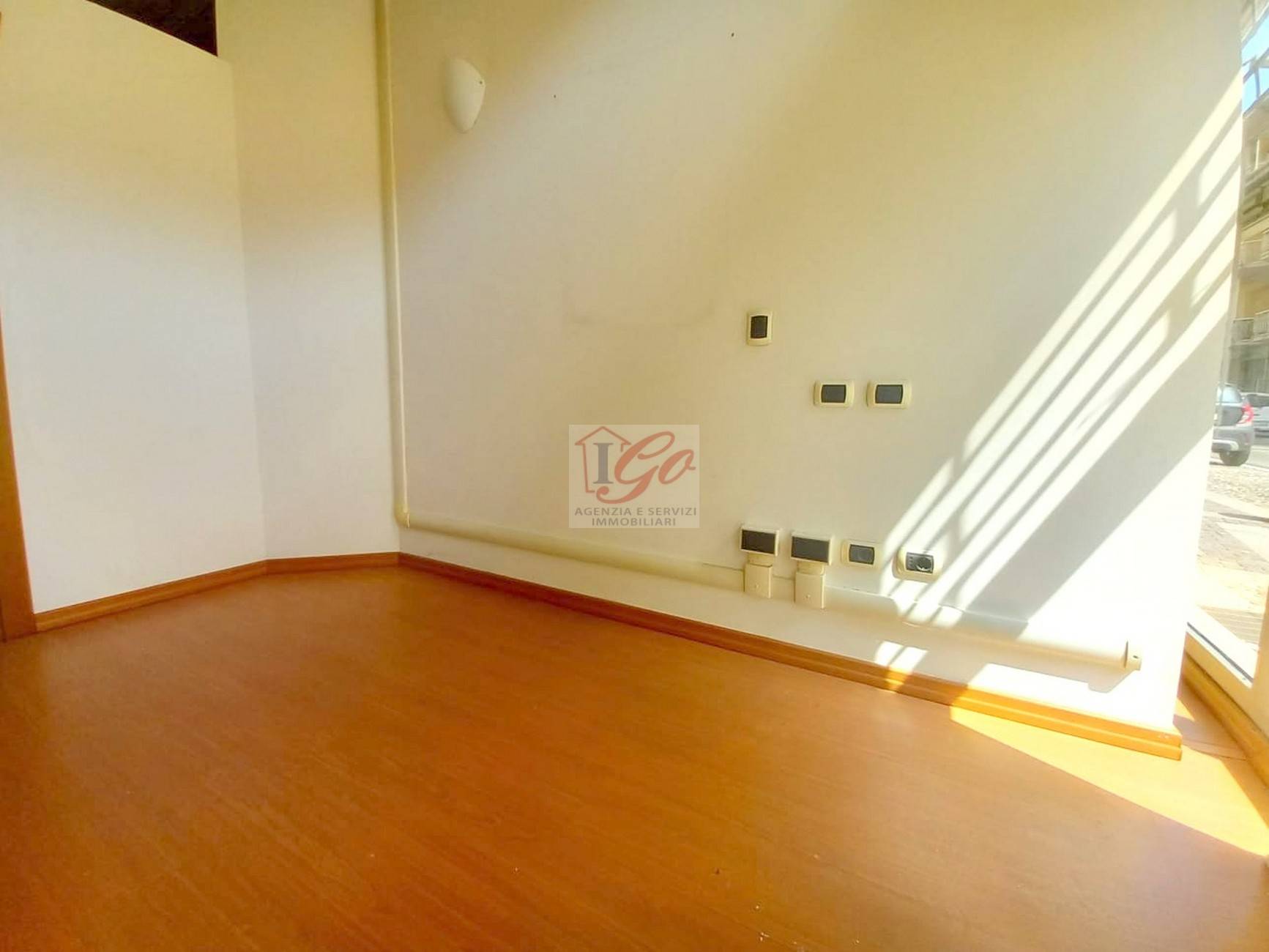 Negozio in vendita a Trezzo sull'Adda